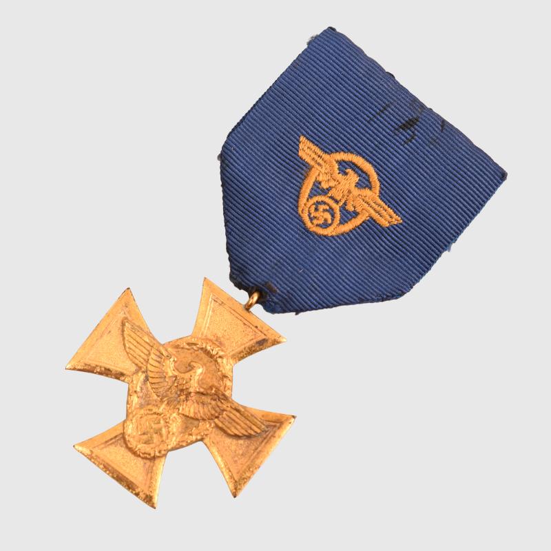 GERMAN WWII POLICE 25 YEAR LONG SERVICE CROSS IN GOLD.