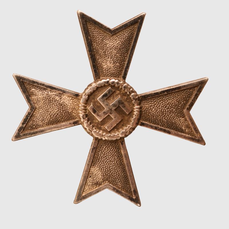 GERMAN WWII WAR SERVICE CROSS FIRST CLASS WITHOUT SWORDS.