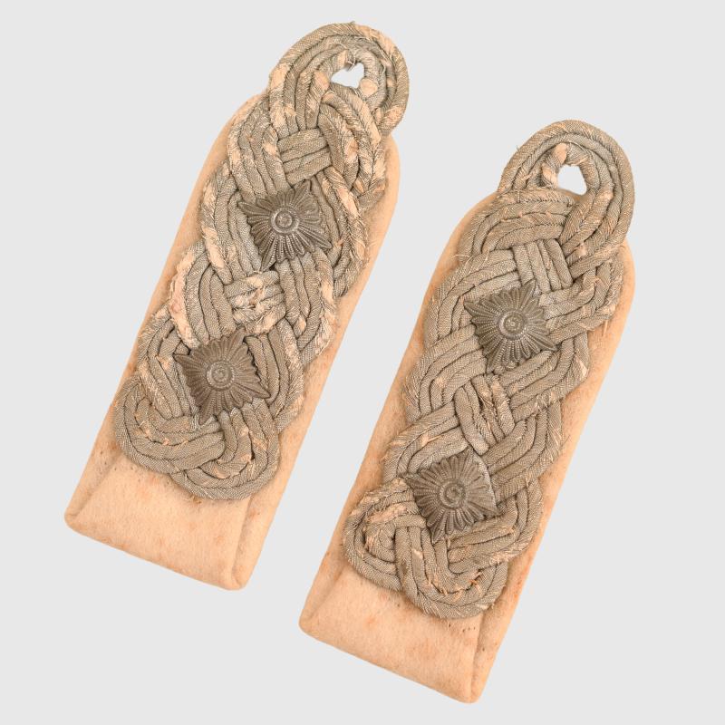 GERMAN WWII ARMY INFANTRY OBERST SHOULDER BOARDS.
