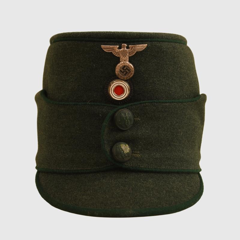 GERMAN WWII FORESTRY SERVICE SKI CAP.