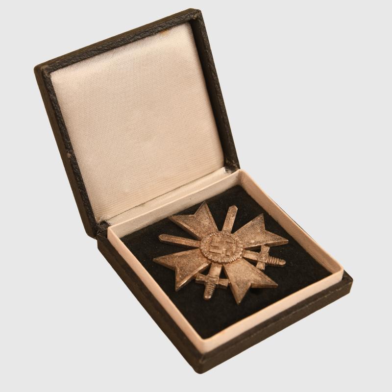 GERMAN WWII WAR SERVICE CROSS 1ST CLASS WITH SWORDS.