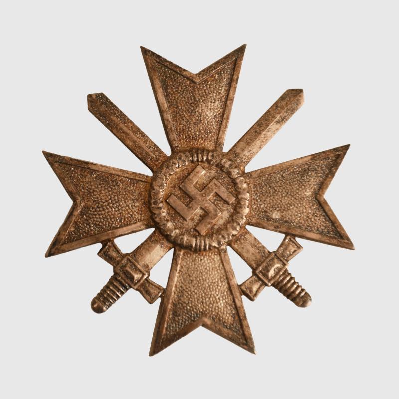 GERMAN WWII WAR SERVICE CROSS 1ST CLASS WITH SWORDS.