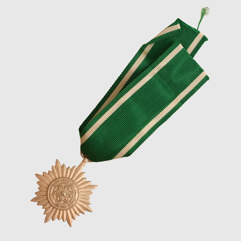 GERMAN WWII EASTERN PEOPLES MEDAL IN SILVER 2ND CLASS WITHOUT SWORDS.