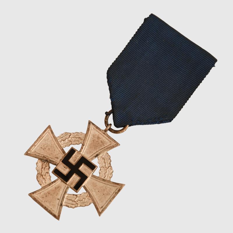 GERMAN WWII NATIONAL FAITHFUL SERVICE MEDAL IN SILVER.