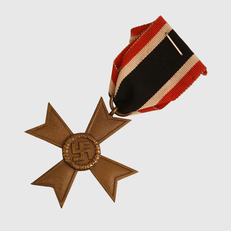 GERMAN WWII WAR SERVICE CROSS 2ND CLASS WITHOUT SWORDS.