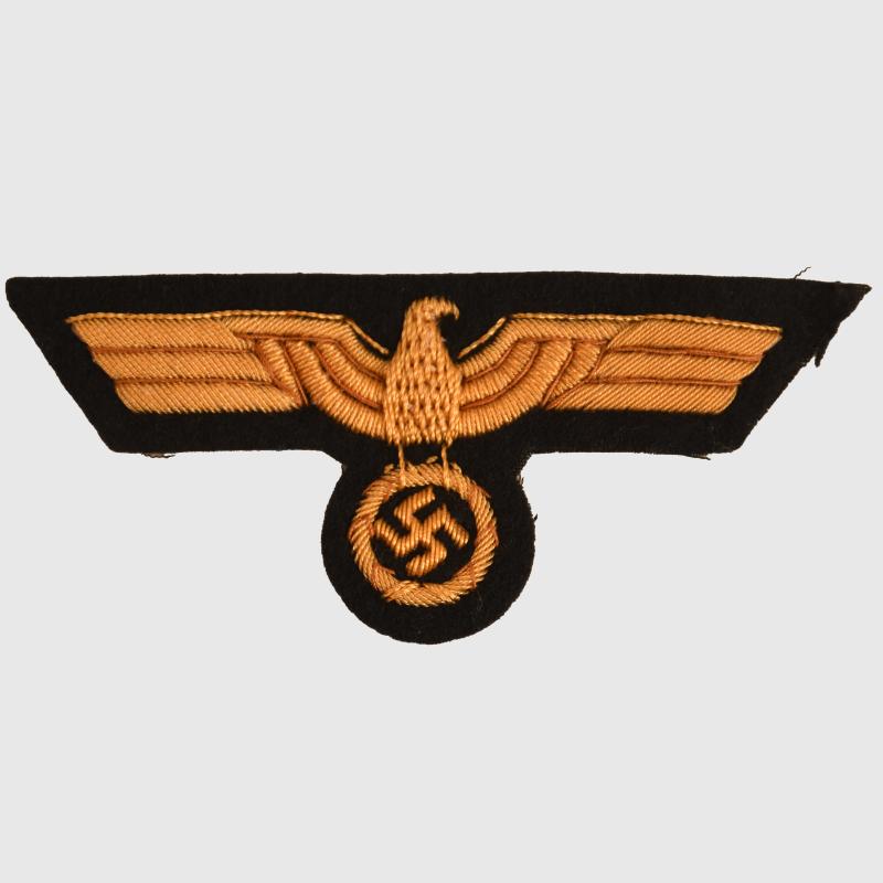 GERMAN WWII KRIEGSMARINE OFFICERS BREAST EAGLE.