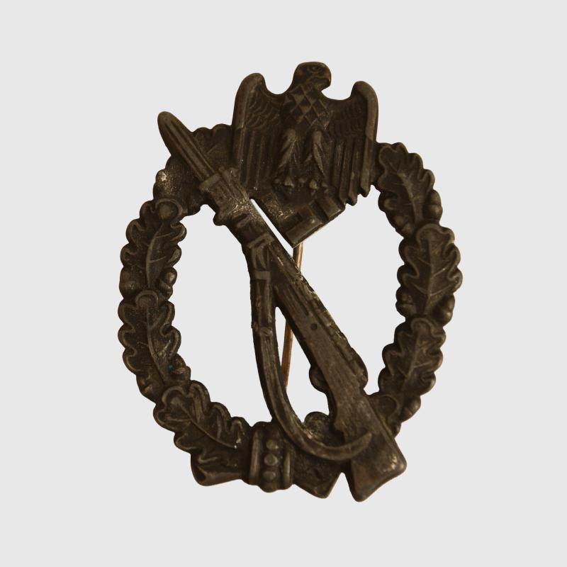GERMAN WWII INFANTRY ASSAULT BADGE.