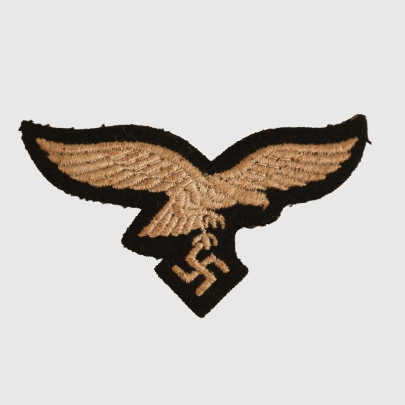 GERMAN WWII LUFTWAFFE HERMANN GORING DIVISION M.43 CAP EAGLE.