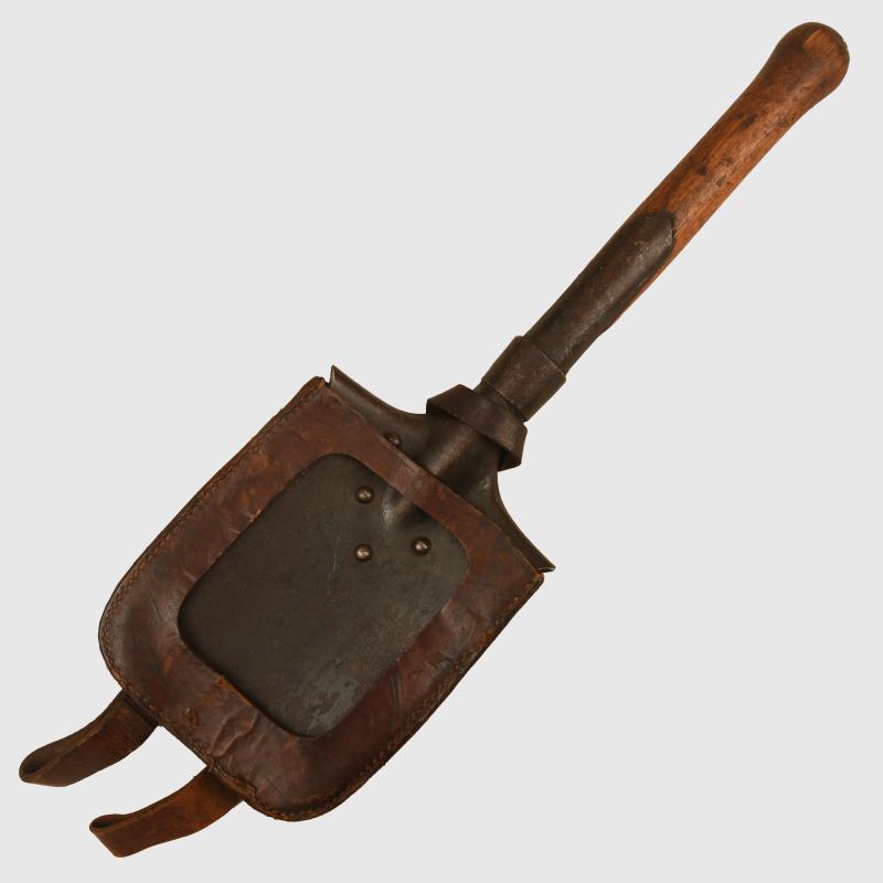GERMAN WWI ENTRENCHING TOOL.