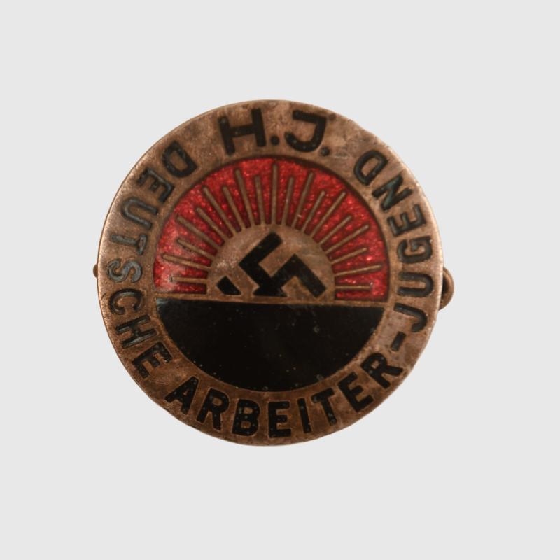 GERMAN WWII HITLER YOUTH YOUNG WORKERS BADGE.
