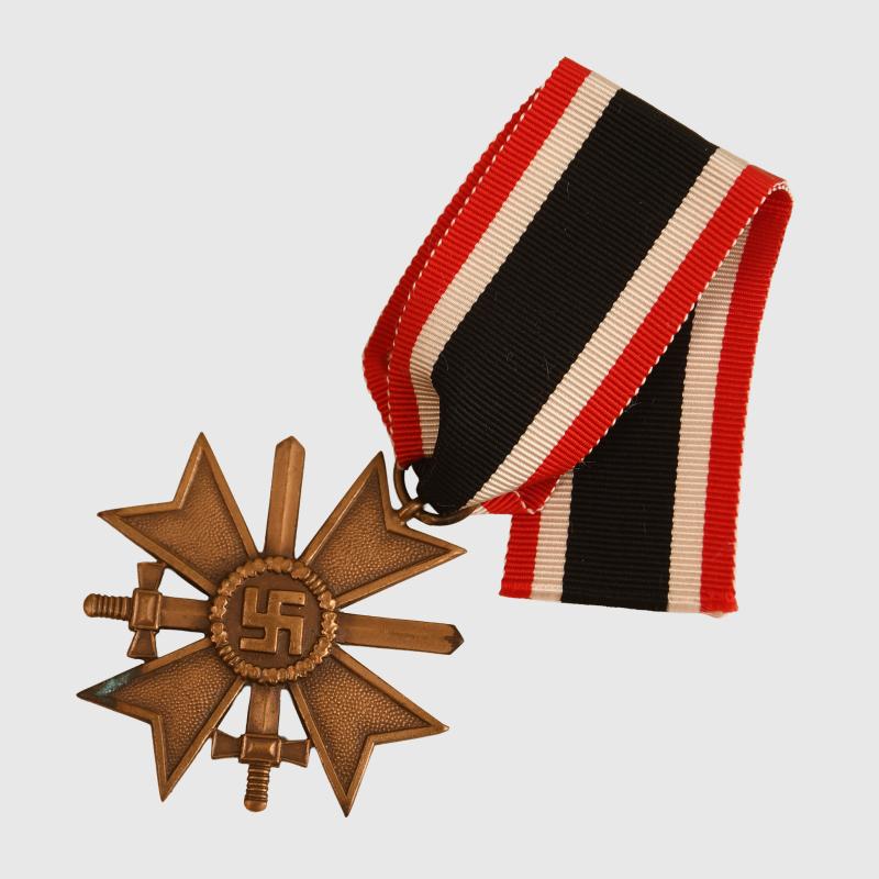 GERMAN WWII WAR SERVICE CROSS 2ND CLASS WITH SWORDS.