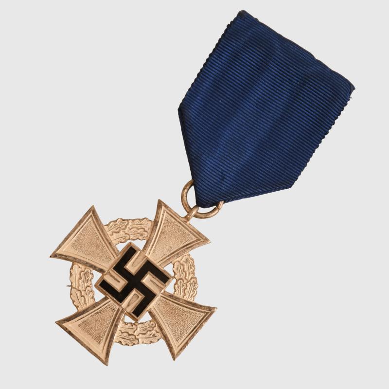 GERMAN WWII NATIONAL FAITHFUL SERVICE AWARD IN SILVER.