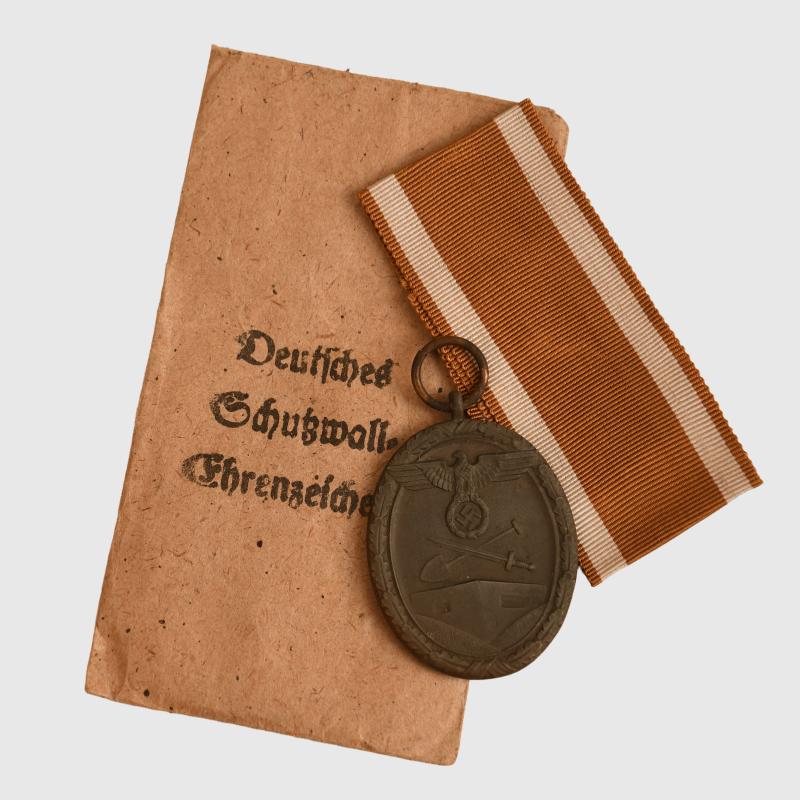 GERMAN WWII WEST WALL MEDAL.
