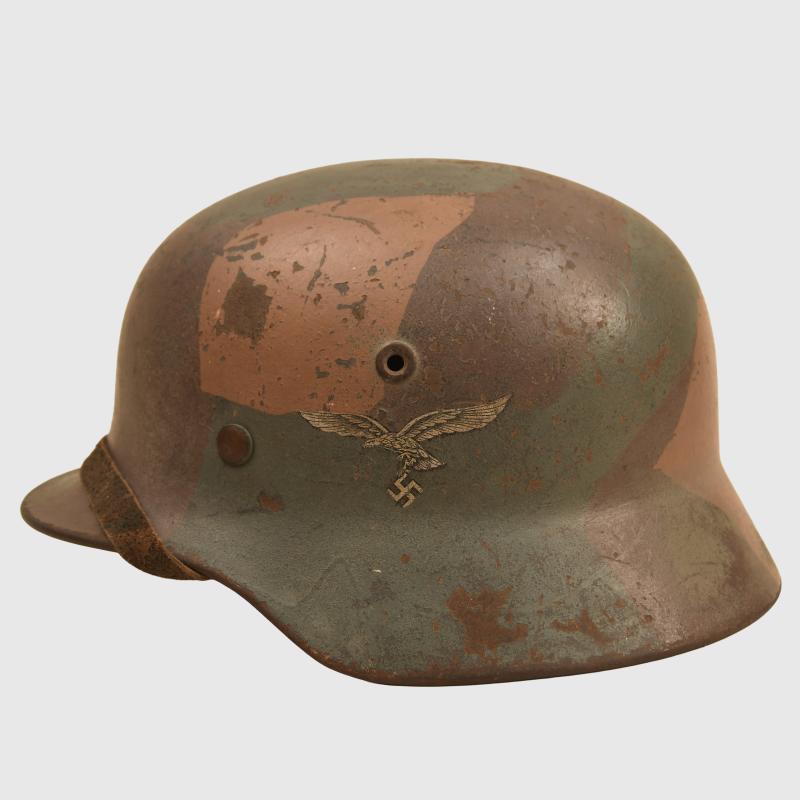 GERMAN WWII LUFTWAFFE FIELD DIVISION CAMOUFLAGE SINGLE DECAL M.40 COMBAT HELMET.