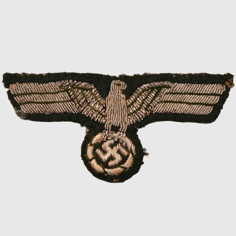 GERMAN WWII ARMY OFFICERS BREAST EAGLE.