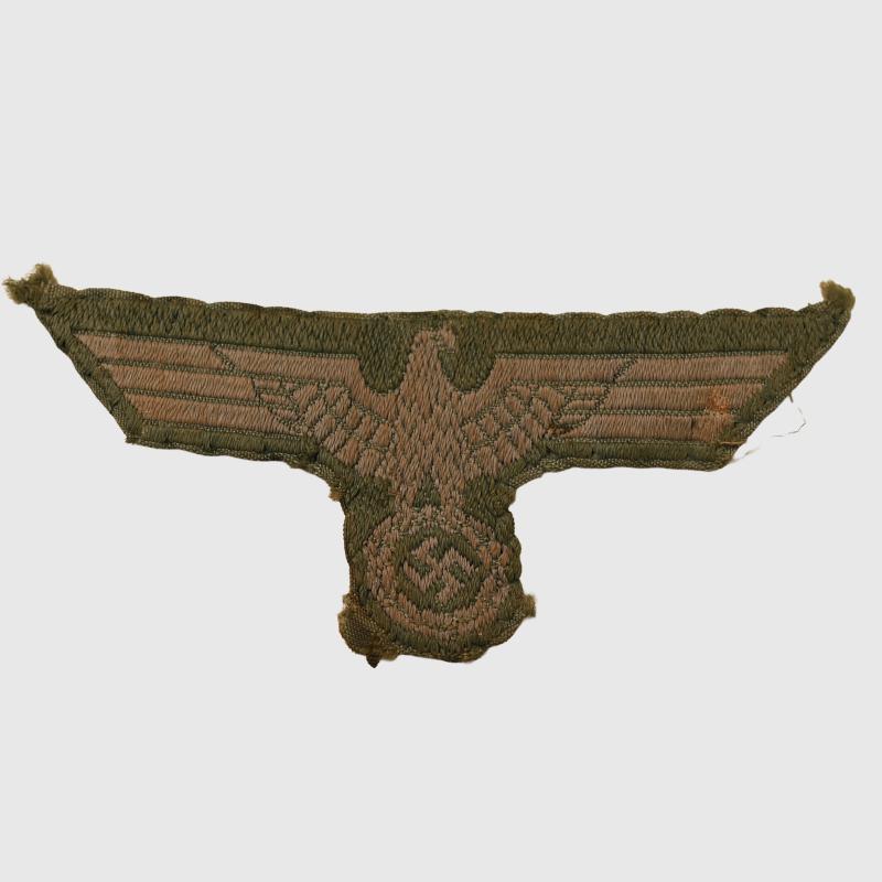 GERMAN WWII ARMY M.43 OR OVERSEAS CAP EAGLE.