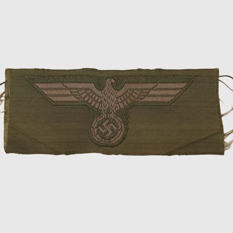 GERMAN WWII ARMY M.43 OR OVERSEAS CAP EAGLE.