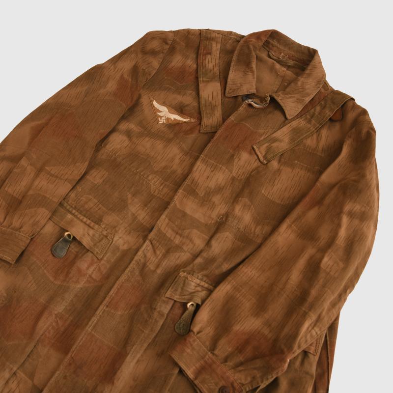 GERMAN WWII LUFTWAFFE TAN AND WATER PATTERN PARATROOPER SMOCK.