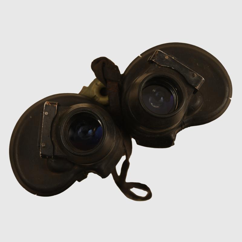 GERMAN WWII U-BOAT ZEISS BINOCULARS.