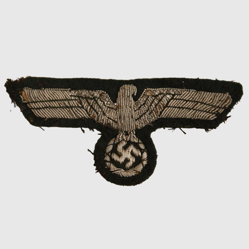 GERMAN WWII ARMY OFFICERS BREAST EAGLE.