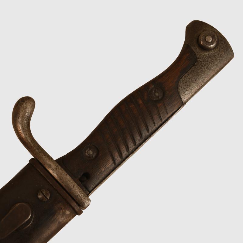 GERMAN WWI 98/05 SAW BACK BAYONET.