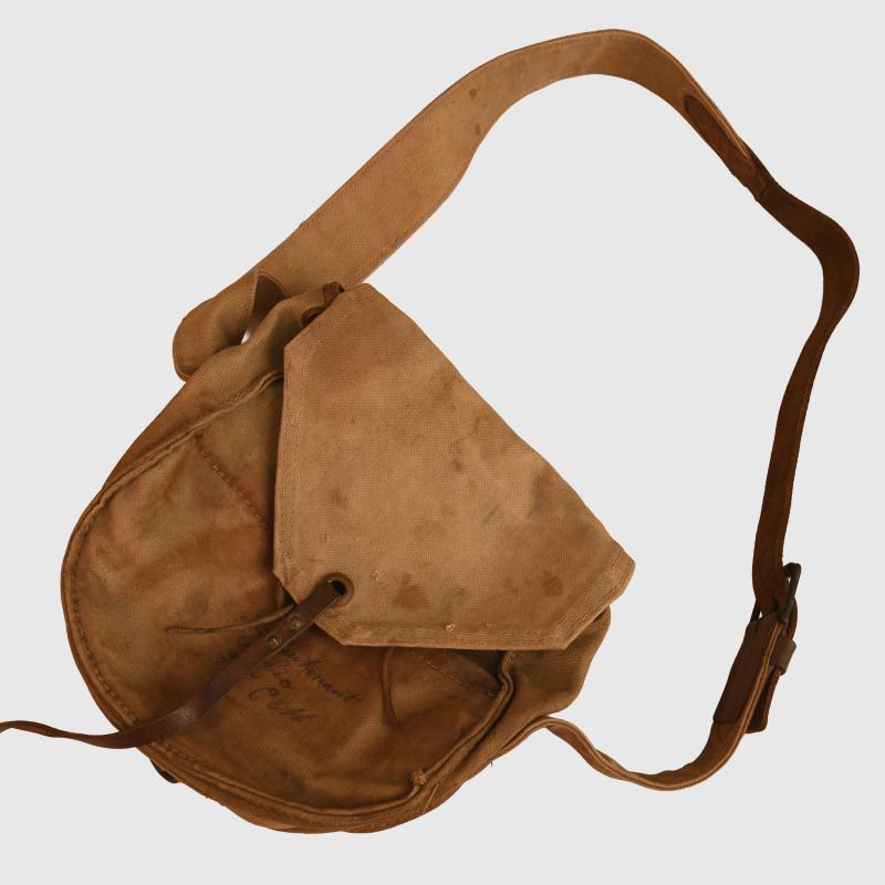 FRENCH WWI CHAUCHAT MAGAZINE POUCH.