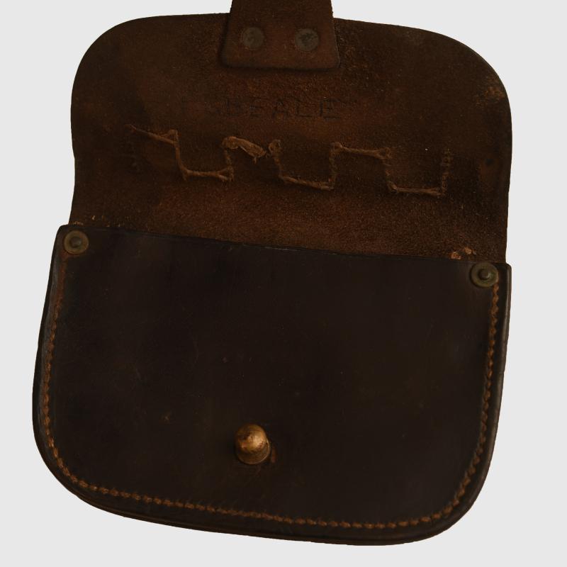 BRITISH WWI WEBLEY NAVAL EQUIPMENT AMMUNITION POUCH.