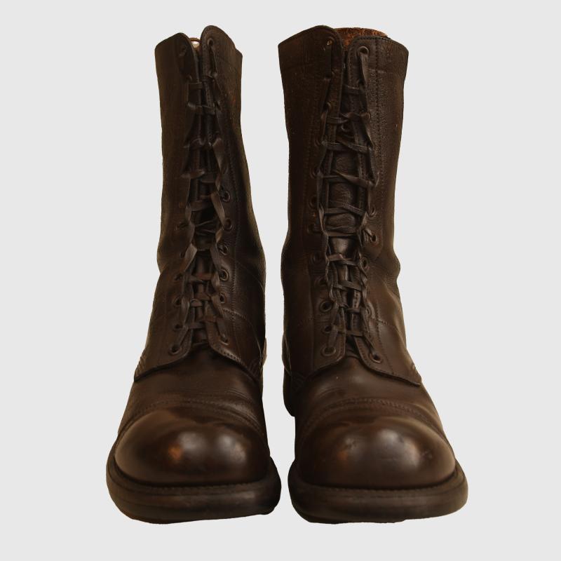 US WWII CORCORAN PARATROOPER BOOTS.