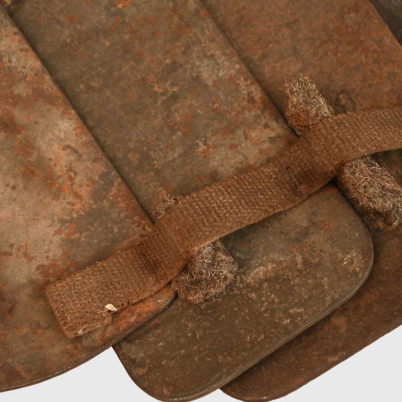 GERMAN WWI BODY ARMOUR SET.