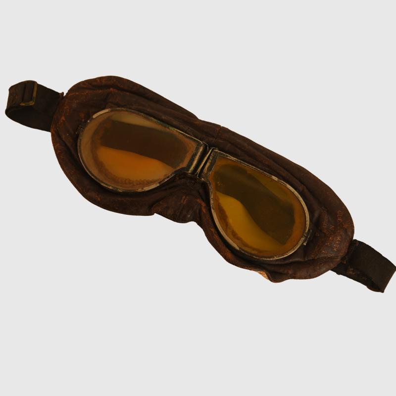 BRITISH WWI ROYAL FLYING CORPS AVIATORS GOGGLES.