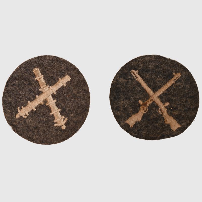 GERMAN WWII TWO ARMOURERS TRADE PATCHES.
