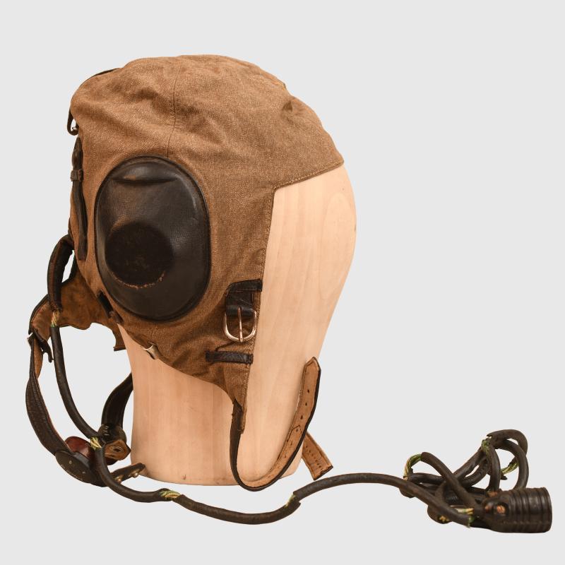 GERMAN WWII LUFTWAFFE SUMMER WEIGHT FLYING HELMET.