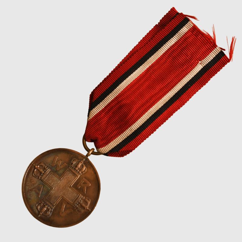 GERMAN WWI RED CROSS MEDAL.