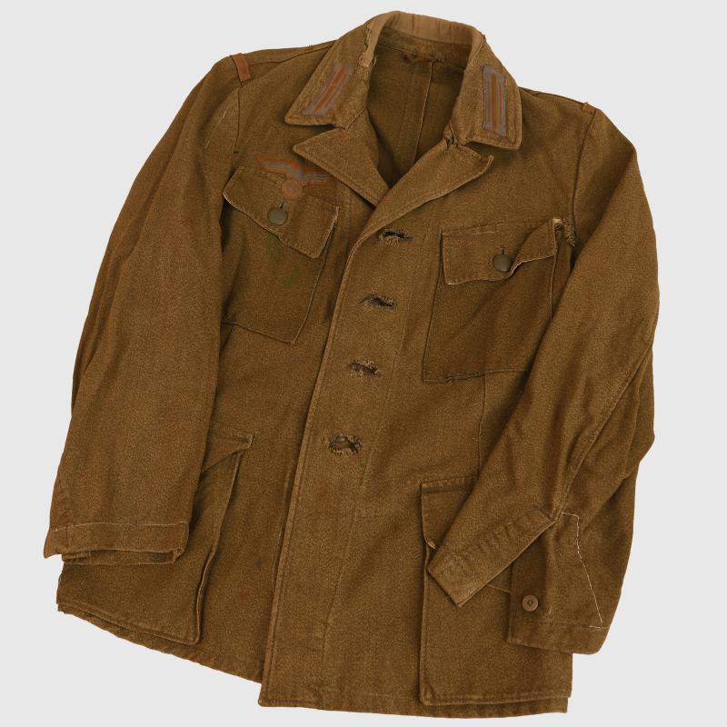 GERMAN WWII 1943 PATTERN TROPICAL ARMY TUNIC.