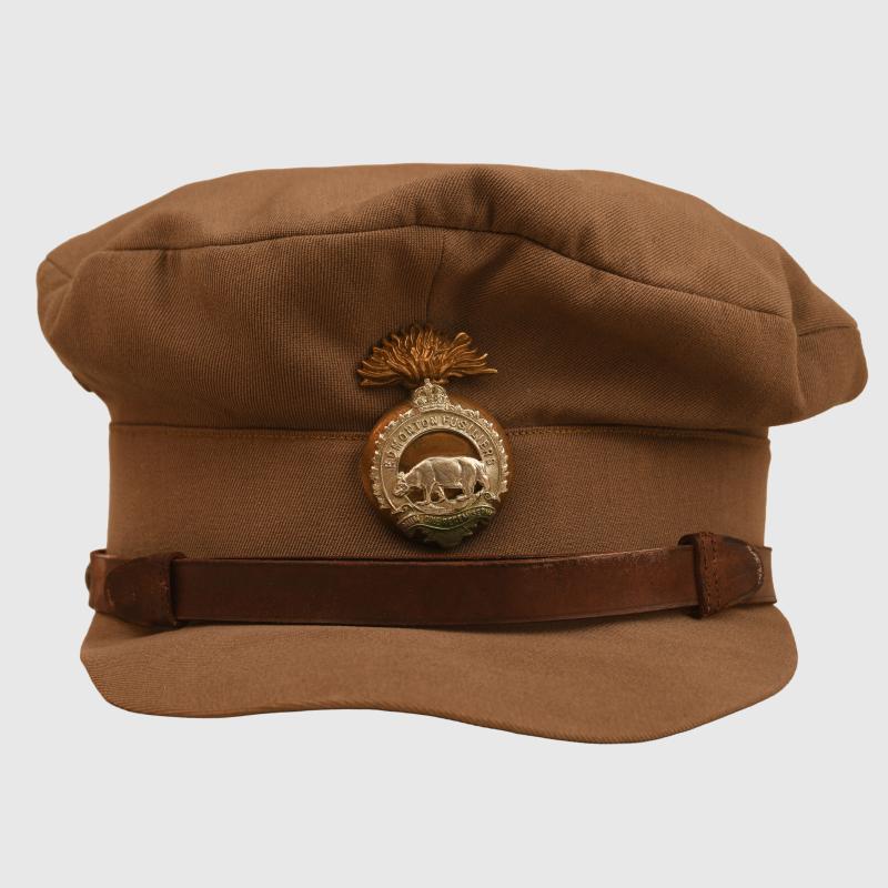 WWI/WWII CANADIAN OFFICERS VISOR CAP.