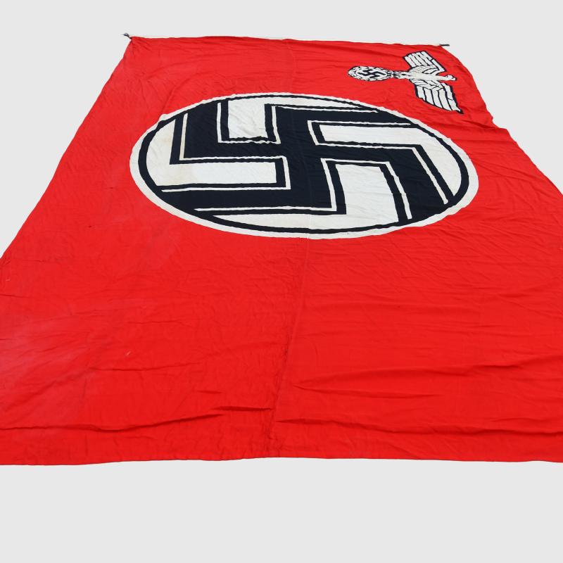 GERMAN WWII LARGE STATE SERVICE FLAG.