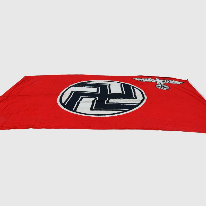 GERMAN WWII LARGE STATE SERVICE FLAG.