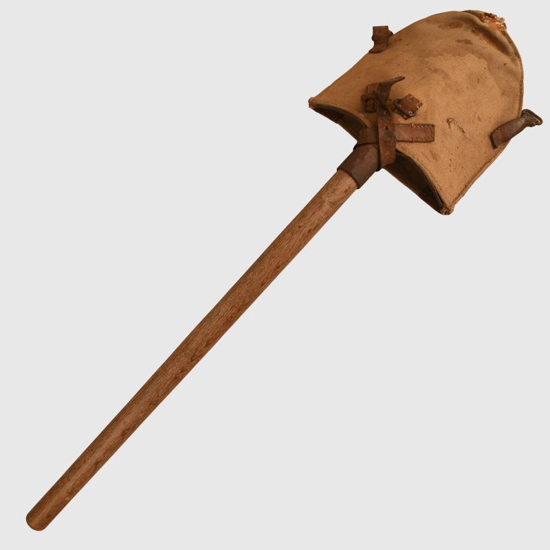 JAPANESE WWII ASSAULT SHOVEL WITH COVER.