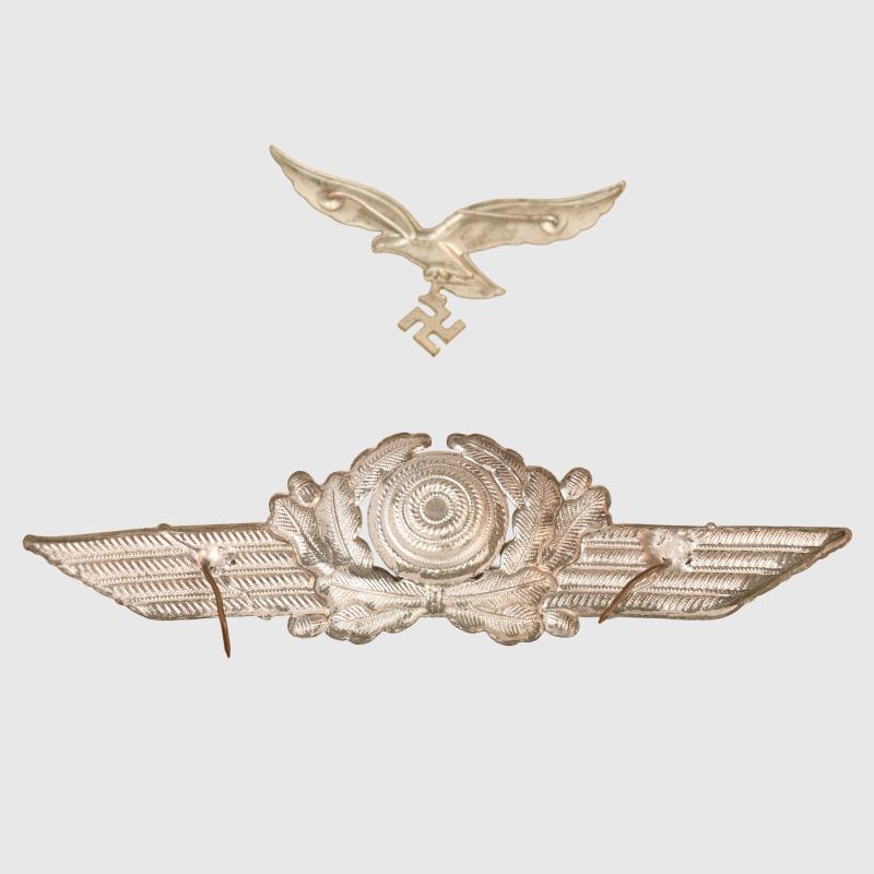 GERMAN WWII LUFTWAFFE EAGLE AND COCKADE CAP SET.