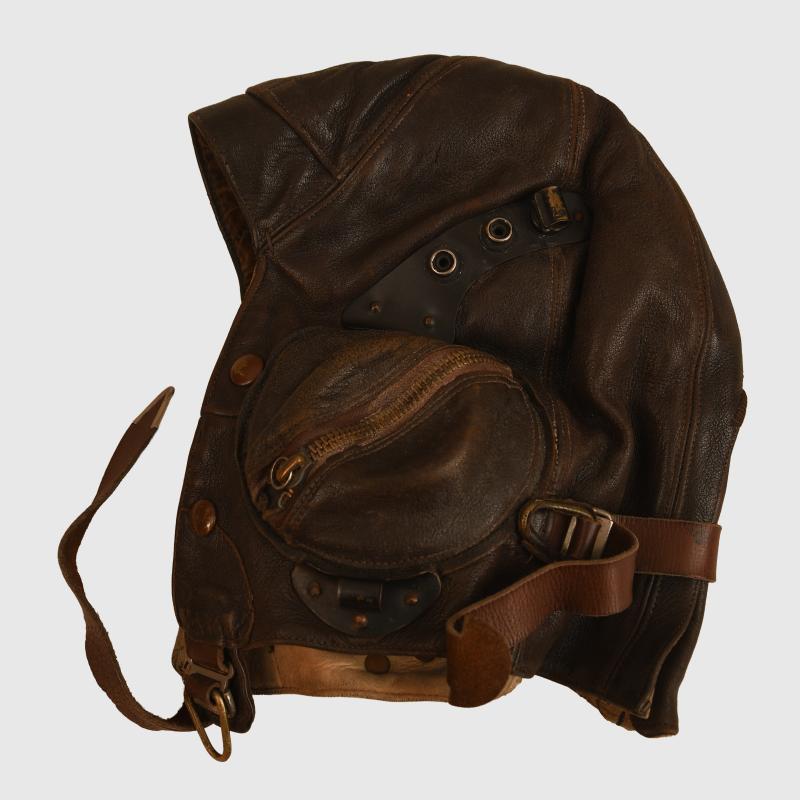 BRITISH WWII RAF B TYPE FLYING HELMET.