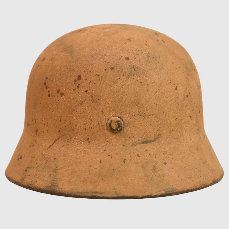 GERMAN WWII TROPICAL M.40 COMBAT HELMET.