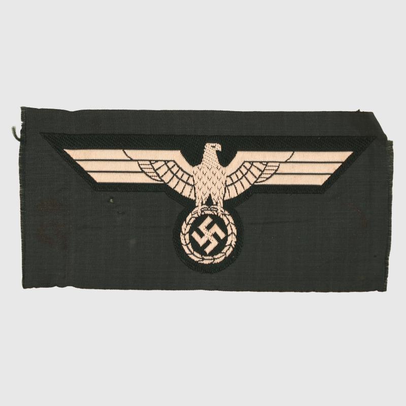 GERMAN WWII ARMY MAN’S BREAST EAGLE.