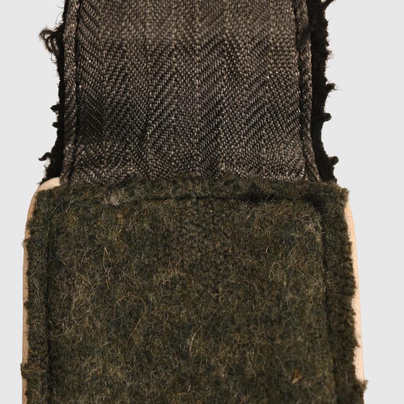 GERMAN WWII WAFFEN SS INFANTRY PIPED SHOULDER BOARDS.