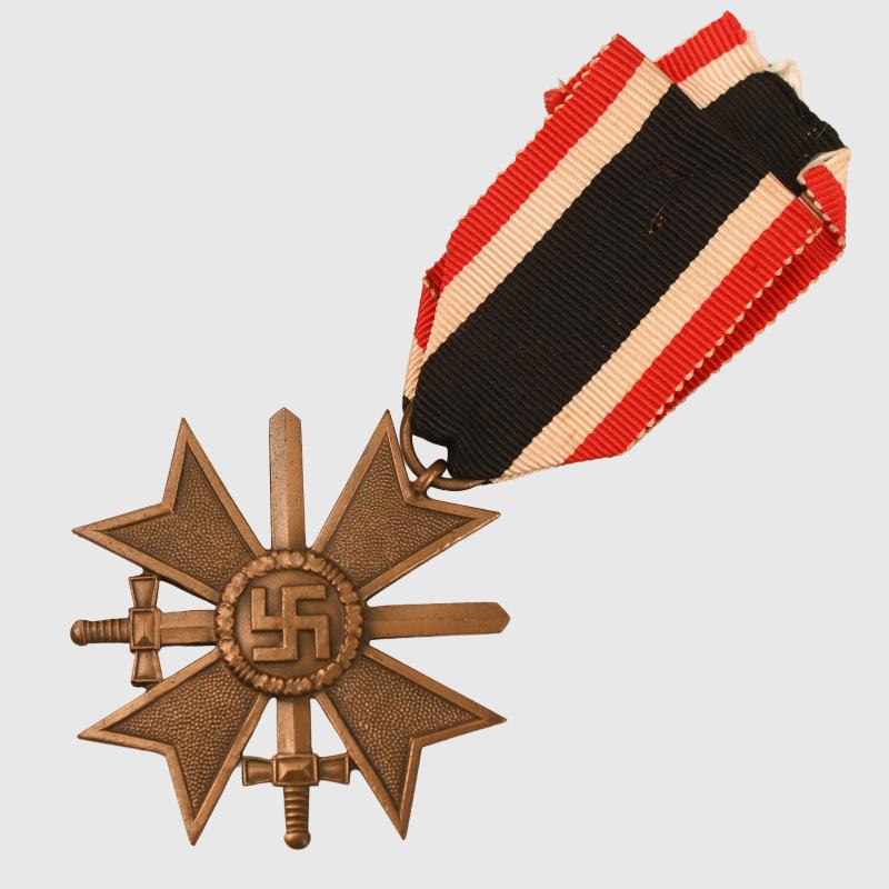 GERMAN WWII WAR SERVICE CROSS 2nd CLASS WITH SWORDS.