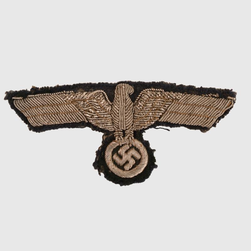 GERMAN WWII ARMY OFFICERS BREAST EAGLE.