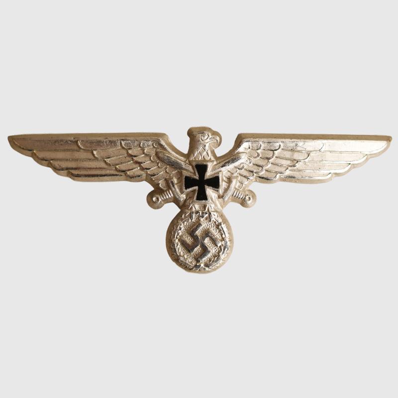 GERMAN WWII VETERANS CAP EAGLE.