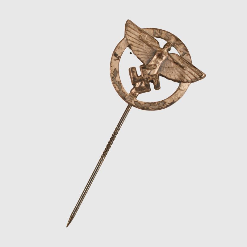 GERMAN WWII NSFK MEMBERSHIP PIN.