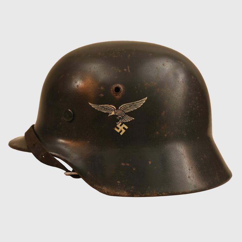GERMAN WWII LUFTWAFFE VERY EARLY M.35 DOUBLE DECAL COMBAT HELMET.
