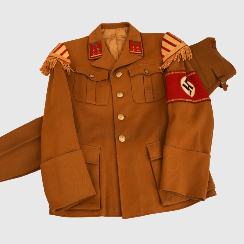 GERMAN WWII NSDAP GAULEITUNG BANDSMANS UNIFORM.