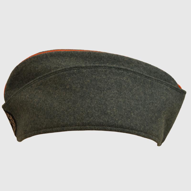 GERMAN WWII UKRAINIAN AUXILIARY POLICE (SCHUTZMANNSCHAFT) OVERSEAS CAP.